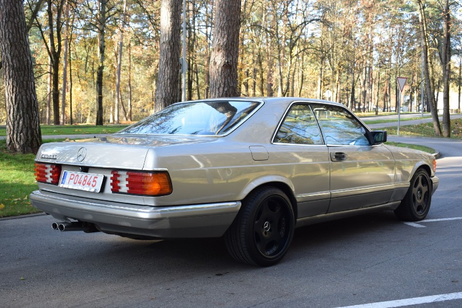 Mercedes Benz 560 Baujahr BJ 01/1988