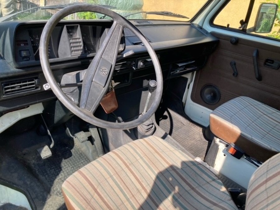 VW T3 Joker in gutem Zustand steht zum Verkauf Baujahr BJ 03/1983