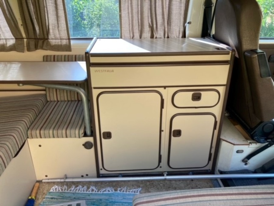 VW T3 Joker in gutem Zustand steht zum Verkauf Baujahr BJ 03/1983