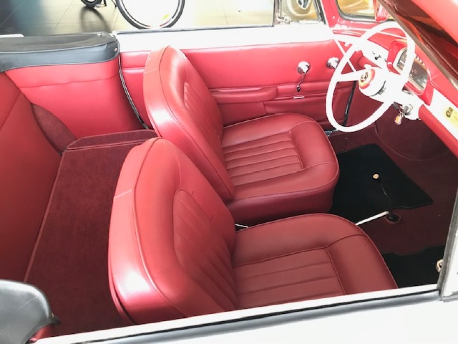 Top: Renault Floride Baujahr BJ 06/1962