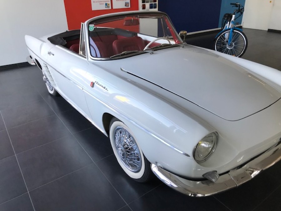 Top: Renault Floride Baujahr BJ 06/1962