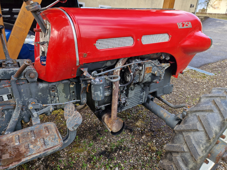 Zu verkaufen: Lindner 1500 BF25 Allrad in gebrauchtem Zustand Baujahr BJ 01/1966