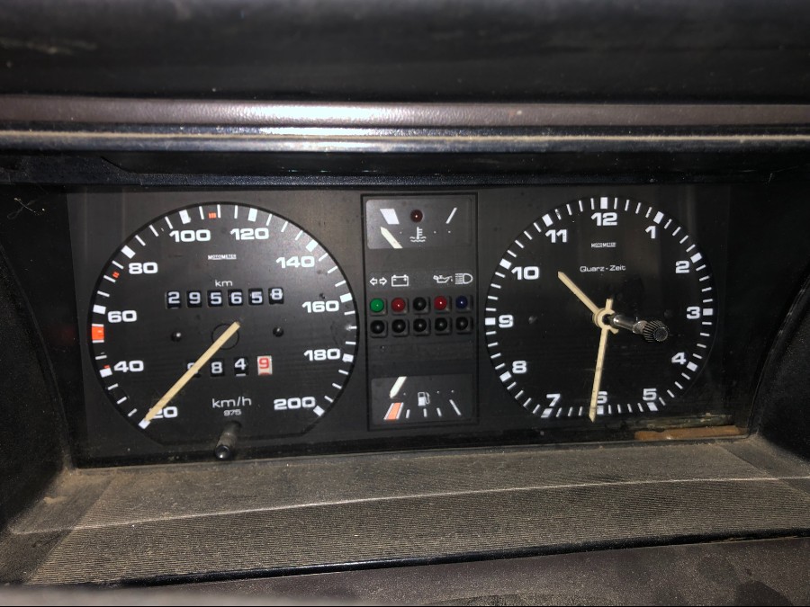 VW Passat sucht neuen Besitzer Baujahr BJ 03/1988