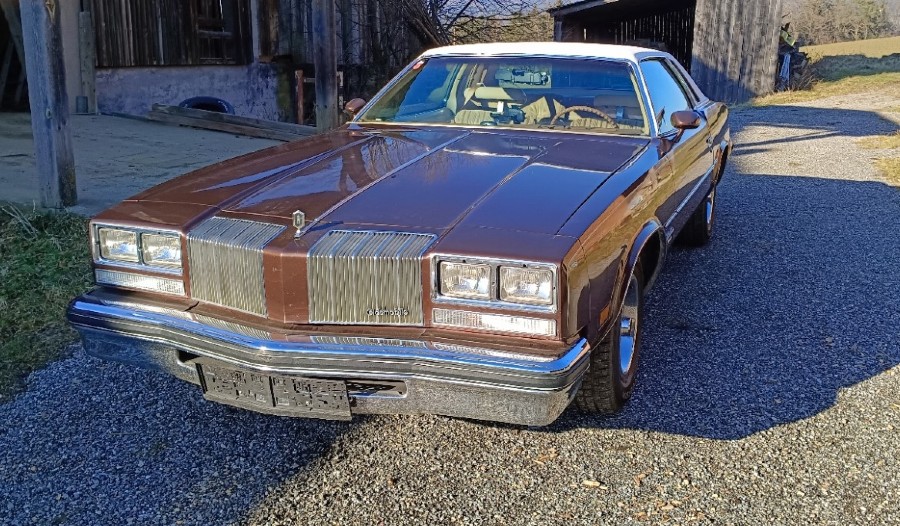 Oldsmobile Cutlass Supreme Brougham Baujahr BJ 05/1977