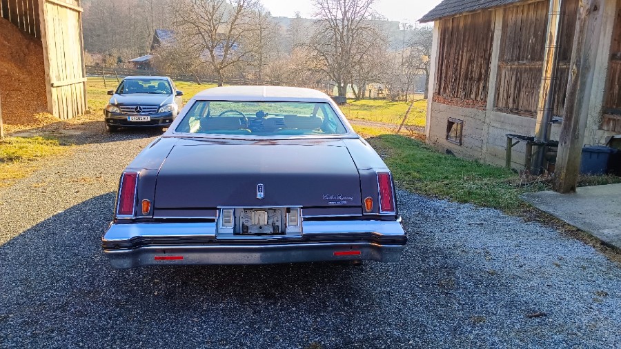 Oldsmobile Cutlass Supreme Brougham Baujahr BJ 05/1977