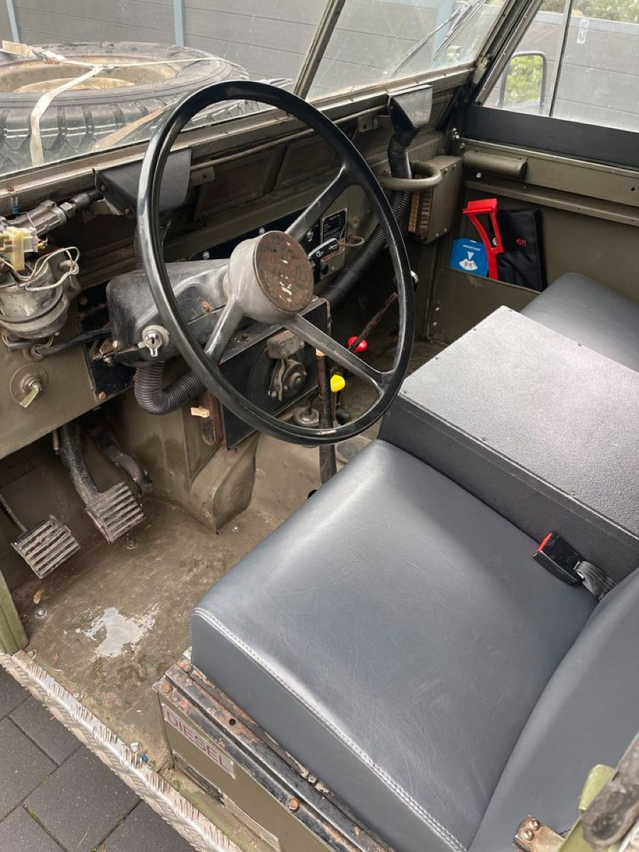 Biete Land Rover Serie 2 LR 88 Lightwight in gutem Zustand Baujahr BJ 07/1982