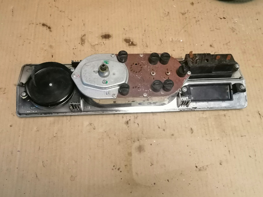 Tachometer für einen Opel Kadett B abzugeben Baujahr BJ -