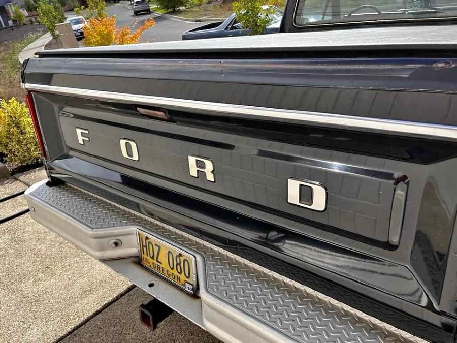 1983 Ford F-150 Short Bed Pickup Truck Baujahr BJ 09/1983