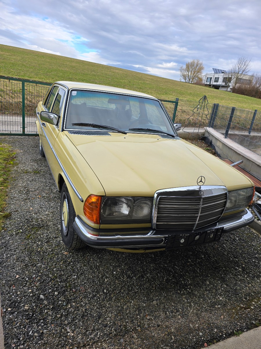 Mercedes Benz E-Klasse gut erhalten zu verkaufen Baujahr BJ 05/1976