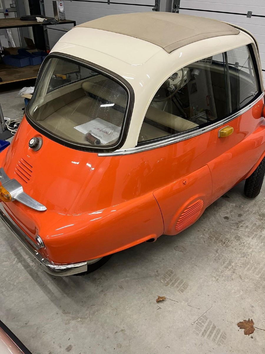 BMW Isetta steht zum Verkauf Baujahr BJ 01/1960