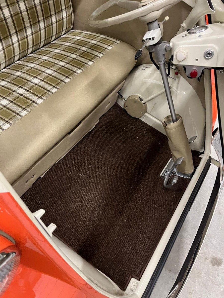 BMW Isetta steht zum Verkauf Baujahr BJ 01/1960