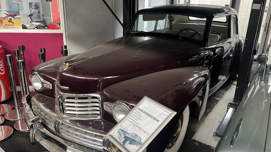 Lincoln Continental Oldtimer zu verkaufen Baujahr BJ 01/1947