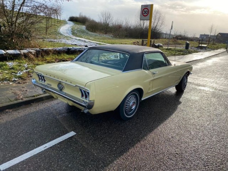 1967 Ford Mustang Coupe V8 mit Top Ausstattung 1a Zustand ! Baujahr BJ 03/1967