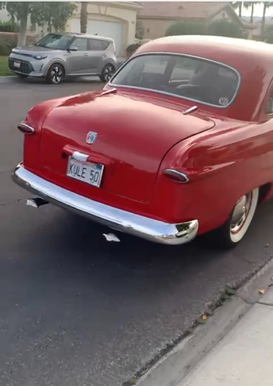 Ford 1950 Ford de Luxe Custom “Sweet Valentine” Baujahr BJ 09/1950