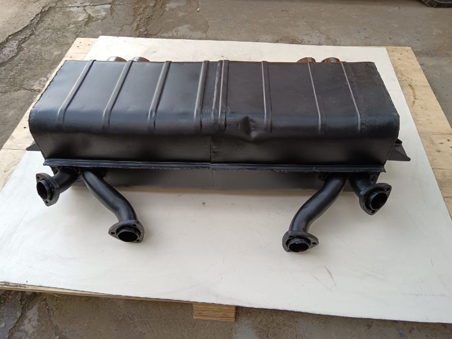 Auspuffanlage für Lamborghini zu verkaufen Baujahr BJ -