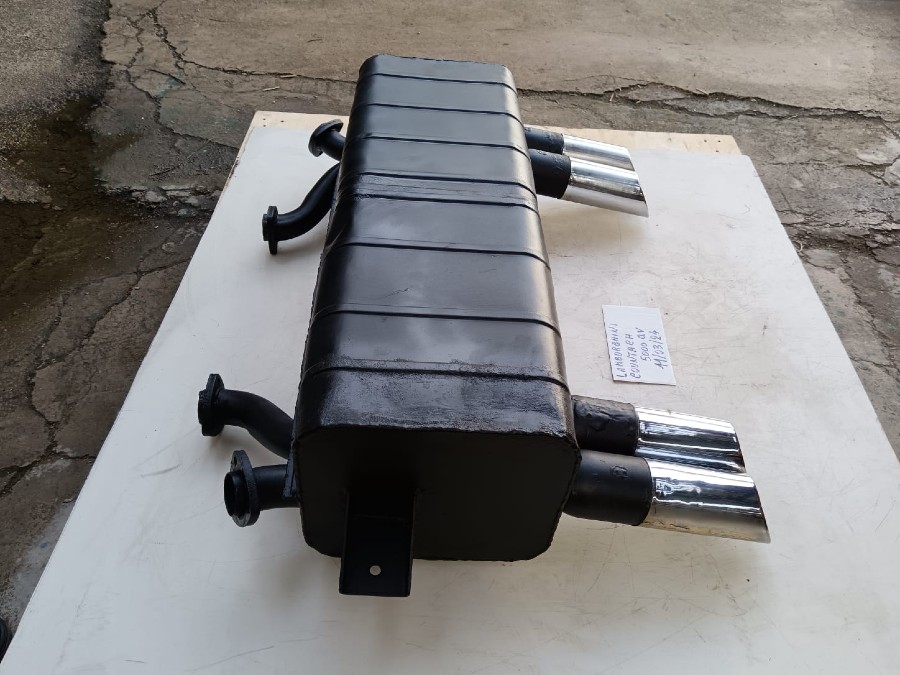 Auspuffanlage für Lamborghini zu verkaufen Baujahr BJ -