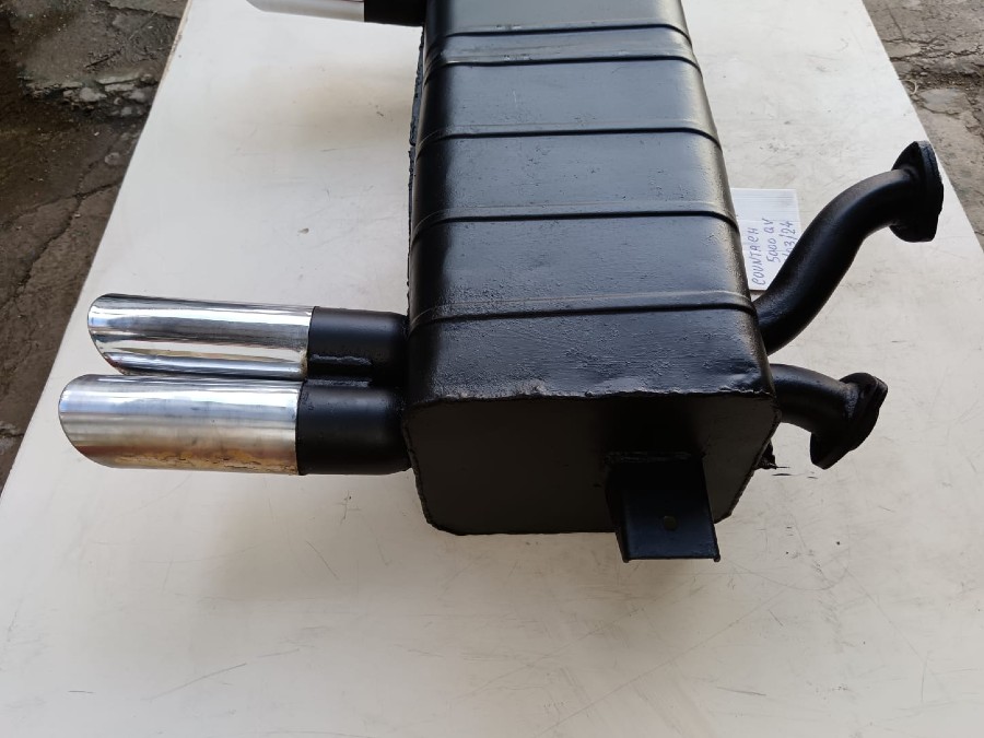 Auspuffanlage für Lamborghini zu verkaufen Baujahr BJ -