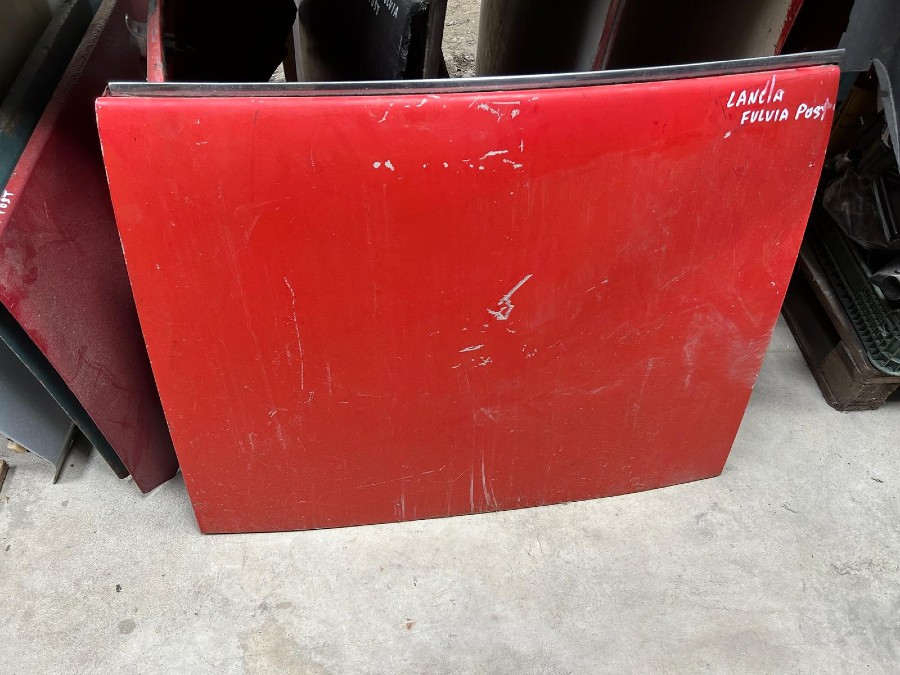 Für Lancia Fulvia Karosserieteile zu verkaufen Baujahr BJ -