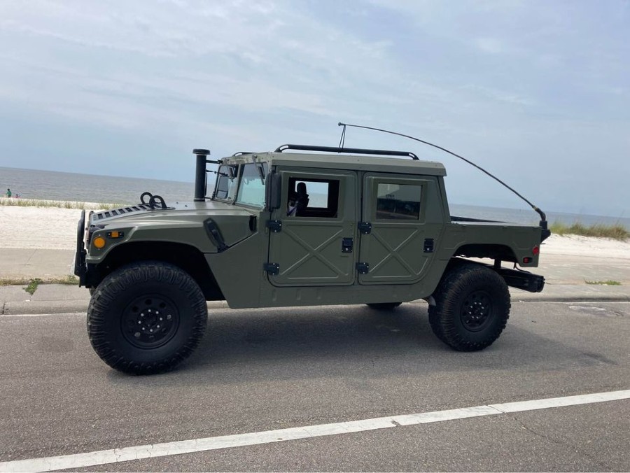 Zu verkaufen: Hummer H1 guter Zustand mit niedrigem Kilometerstand Baujahr BJ 04/1989