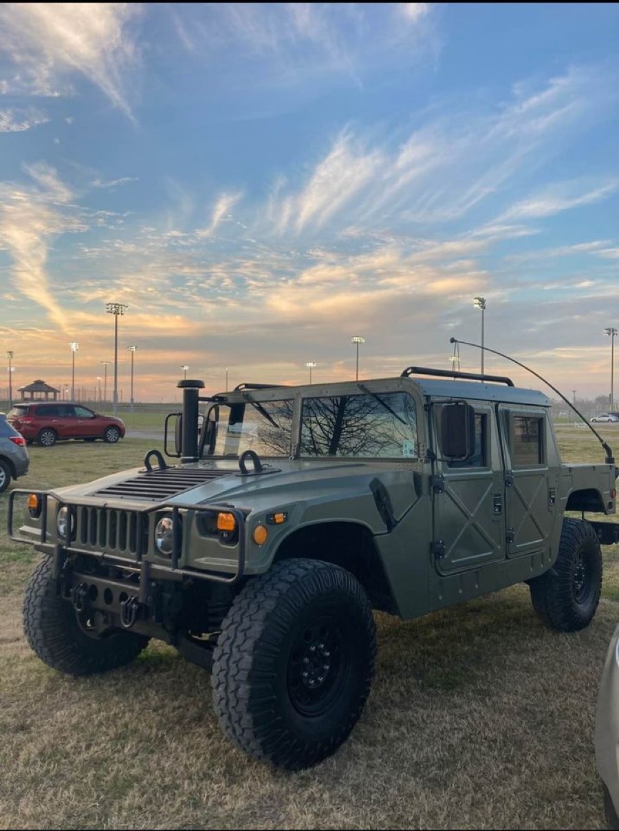 Zu verkaufen: Hummer H1 guter Zustand mit niedrigem Kilometerstand Baujahr BJ 04/1989