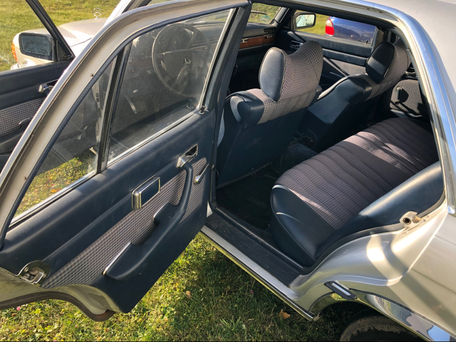 Mercedes Benz 280 SE in guten Zustand mit Matching Numbers Baujahr BJ 04/1978