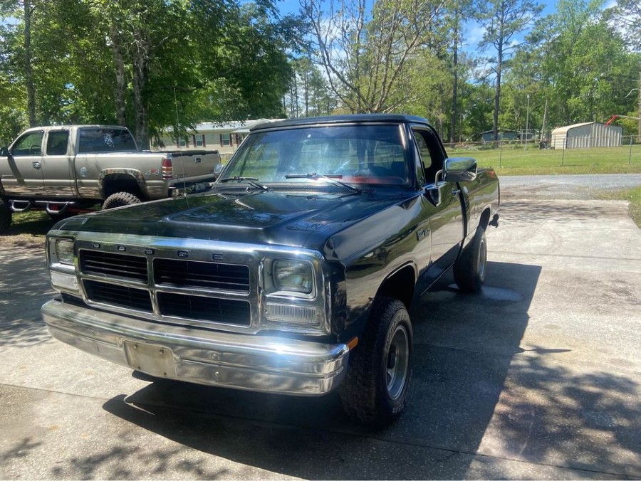 Dodge RAM in gutem Zustand Baujahr BJ 08/1991