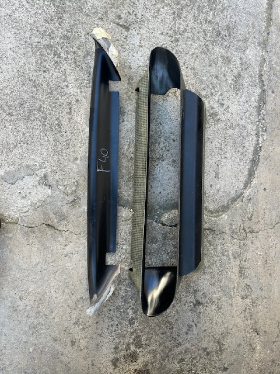 Karosserieteile für Ferrari F40 abzugeben Baujahr BJ -