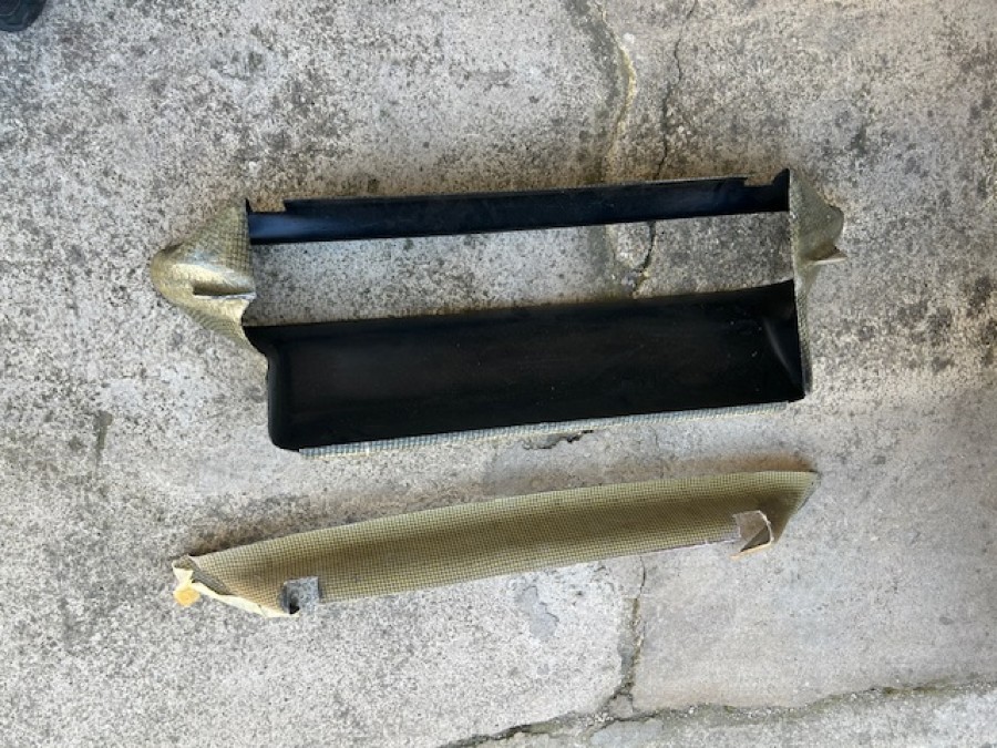 Karosserieteile für Ferrari F40 abzugeben Baujahr BJ -