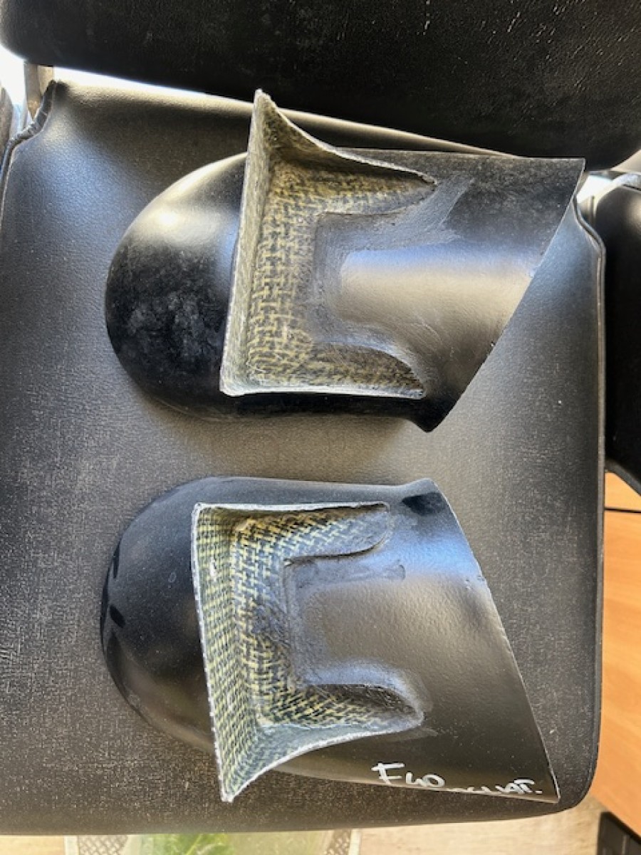 Für Ferrari Karosserieteile zu verkaufen Baujahr BJ -