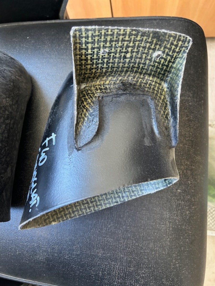 Für Ferrari Karosserieteile zu verkaufen Baujahr BJ -