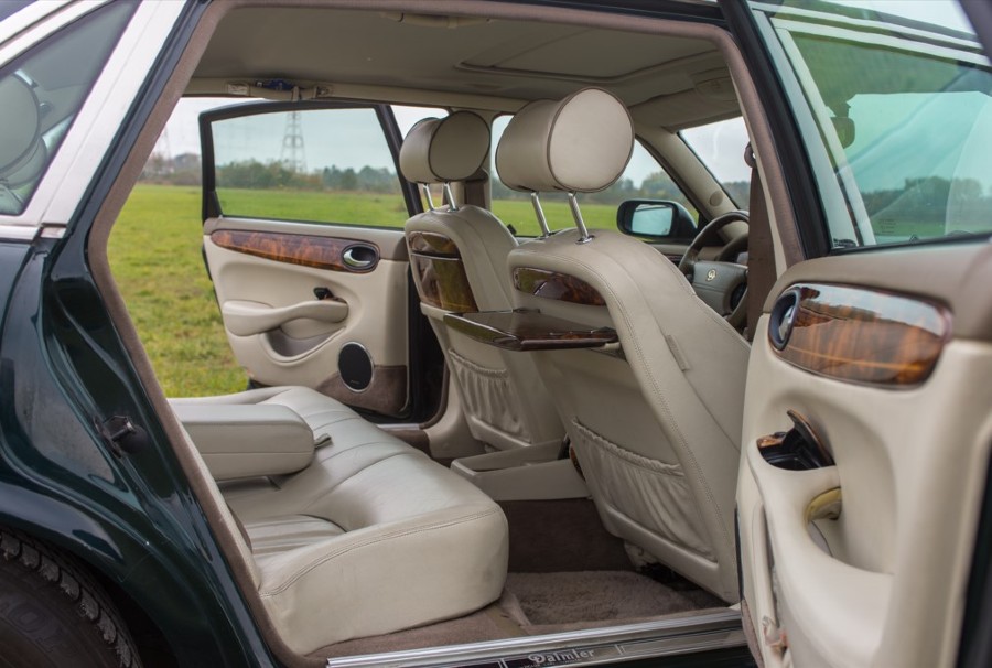 Gebraucht: Daimler V8 4 Liter Long-Wheel-Base 1998 Baujahr BJ 06/1998