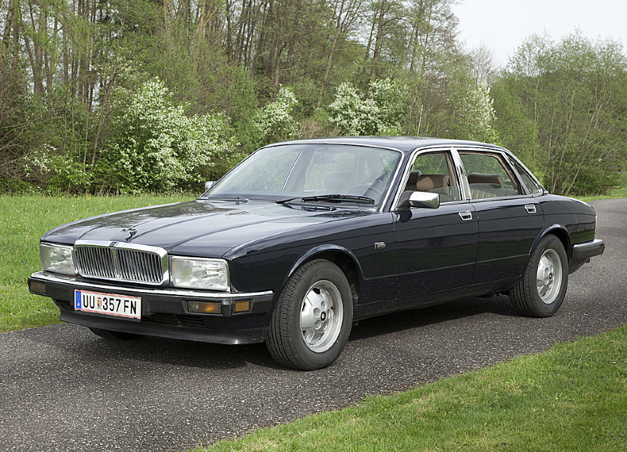Jaguar XJ40 in gutem Zustand sucht neuen Besitzer Baujahr BJ 04/1989