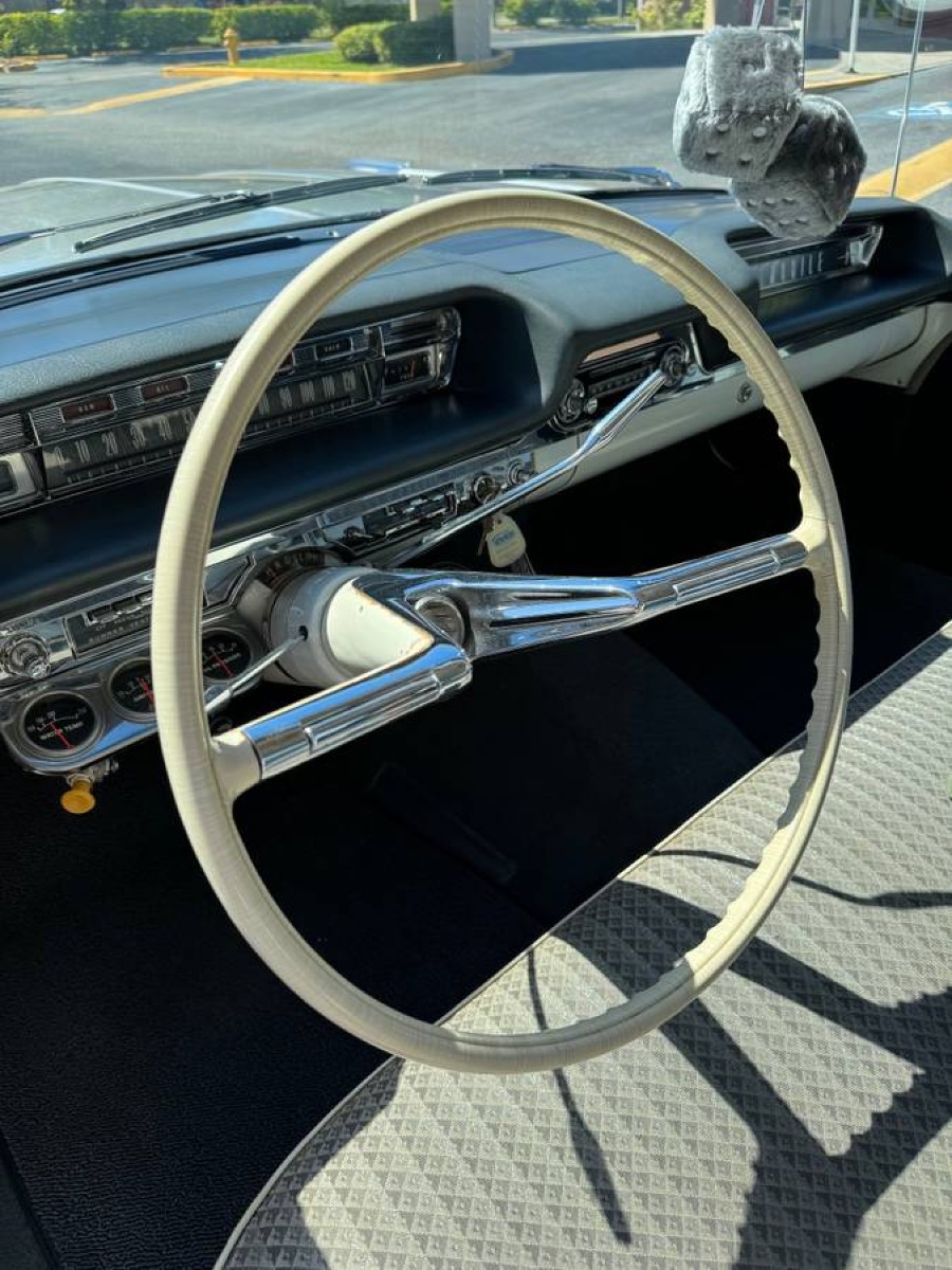 Oldsmobile Dynamic 88 in gutem Zustand im Angebot Baujahr BJ 09/1959