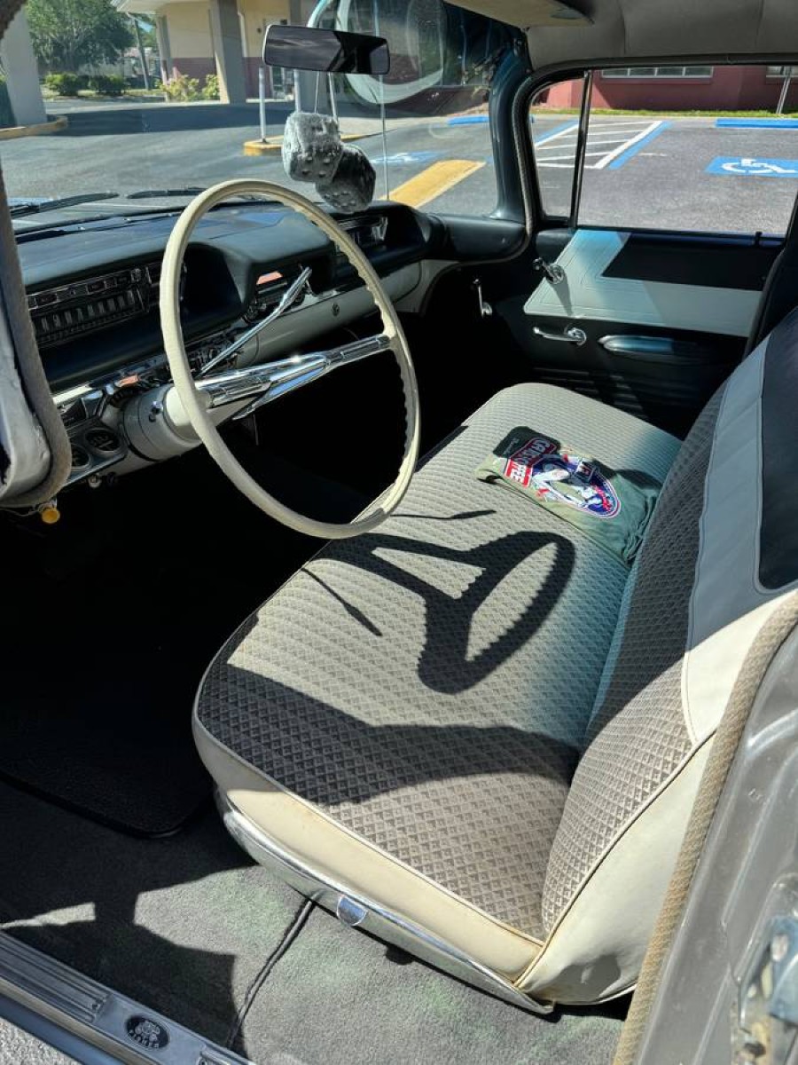 Oldsmobile Dynamic 88 in gutem Zustand im Angebot Baujahr BJ 09/1959