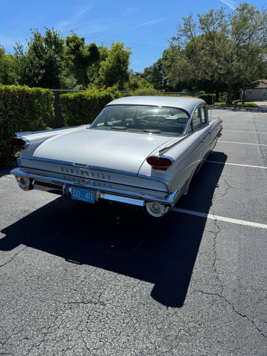 Oldsmobile Dynamic 88 in gutem Zustand im Angebot Baujahr BJ 09/1959