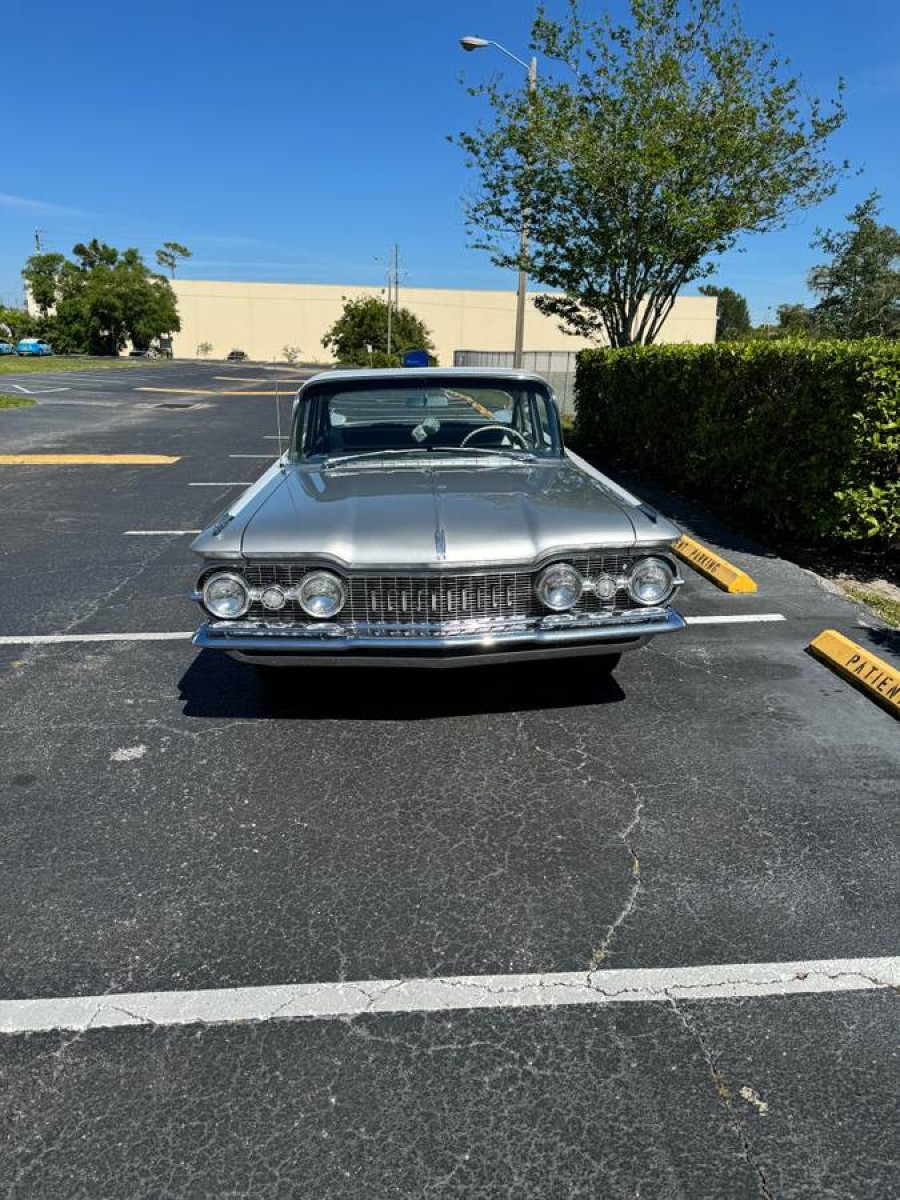 Oldsmobile Dynamic 88 in gutem Zustand im Angebot Baujahr BJ 09/1959