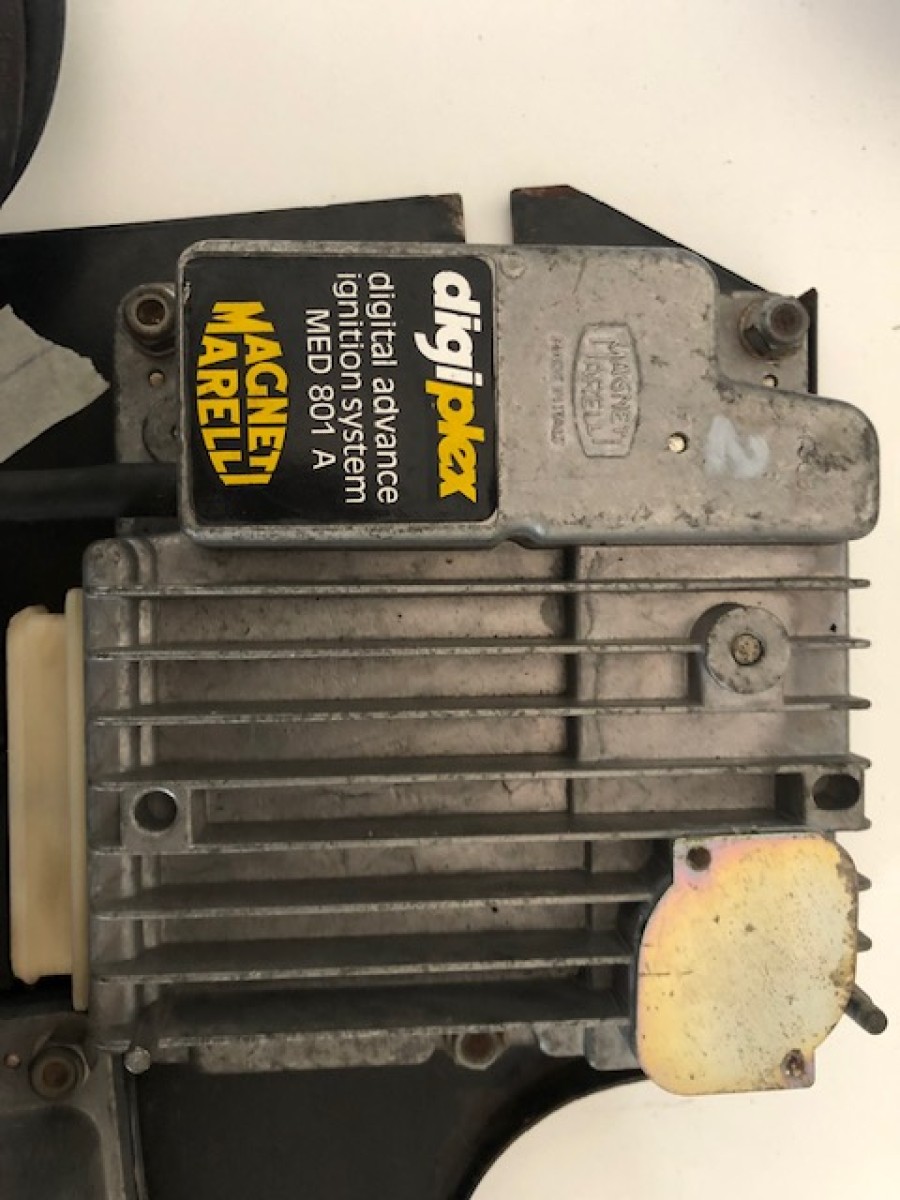 Für Ferrari 308 Elektronik abzugeben Baujahr BJ -