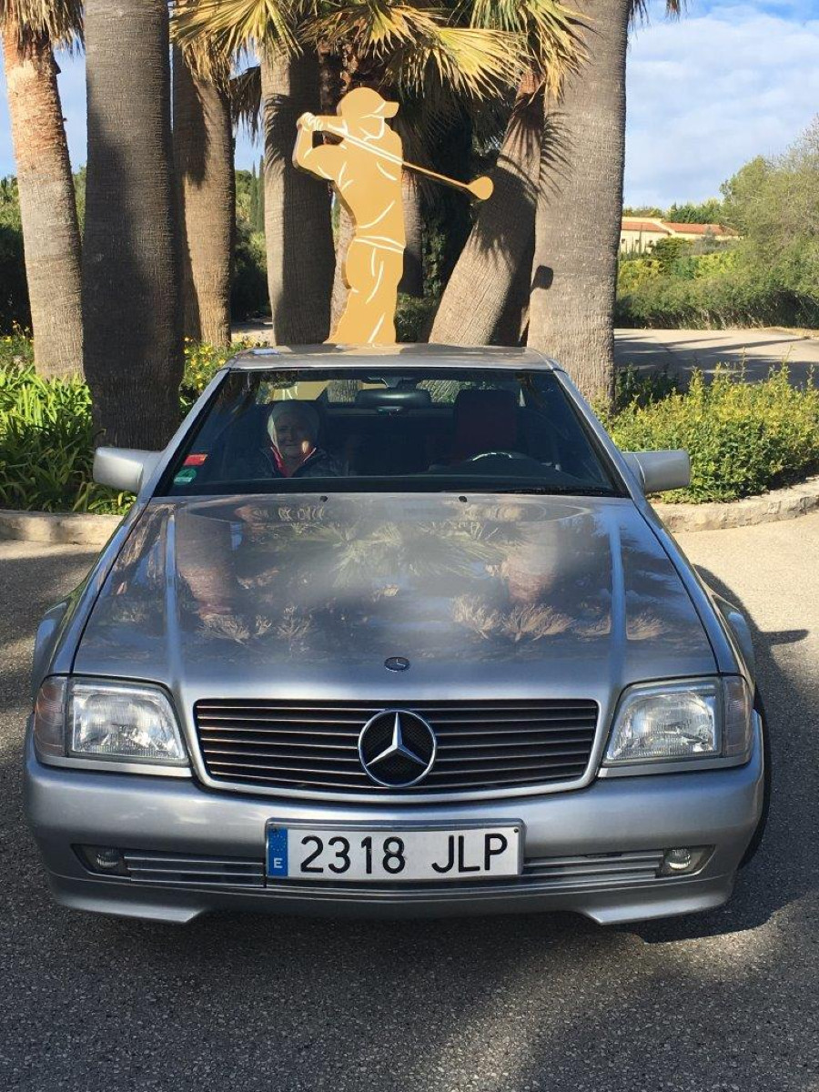 Biete Mercedes Benz SL-Klasse in gutem Zustand inkl. Pickerl Baujahr BJ 04/1995