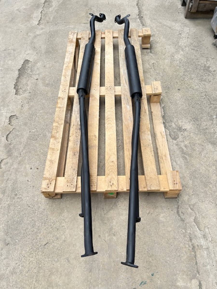 Verkaufe: Auspuffanlage für Lamborghini Espada Baujahr BJ -