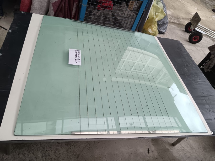 Für Maserati Indy Windschutzscheibe zu verkaufen Baujahr BJ -