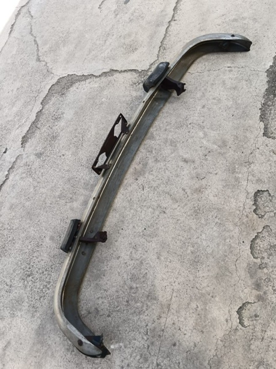 Karosserieteile für Alfa Romeo abzugeben Baujahr BJ -