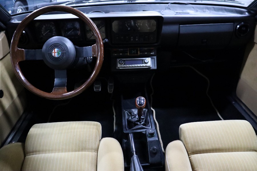 Alfa Romeo GTV in rostfreiem Zustand Baujahr BJ 05/1985