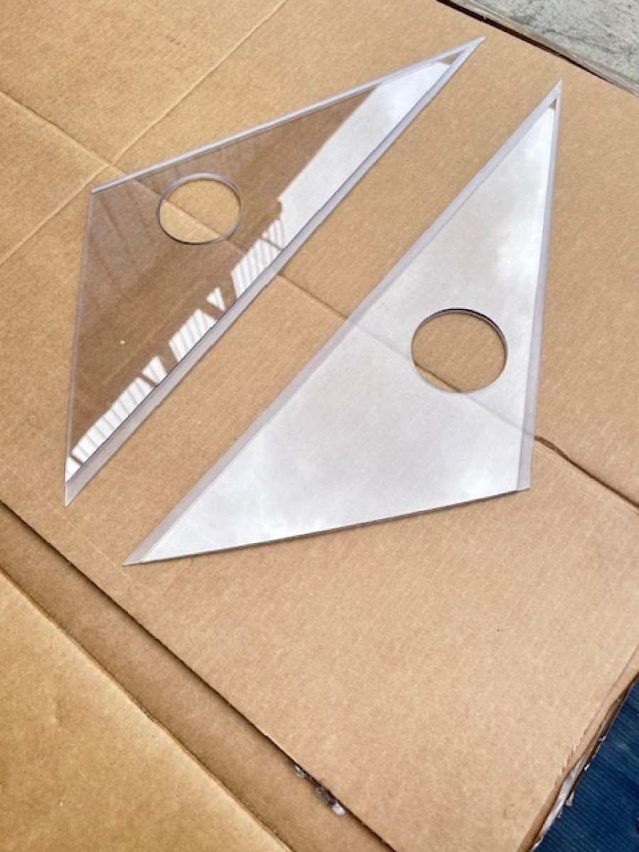 Für Ferrari F40 Karosserieteile zu verkaufen Baujahr BJ -