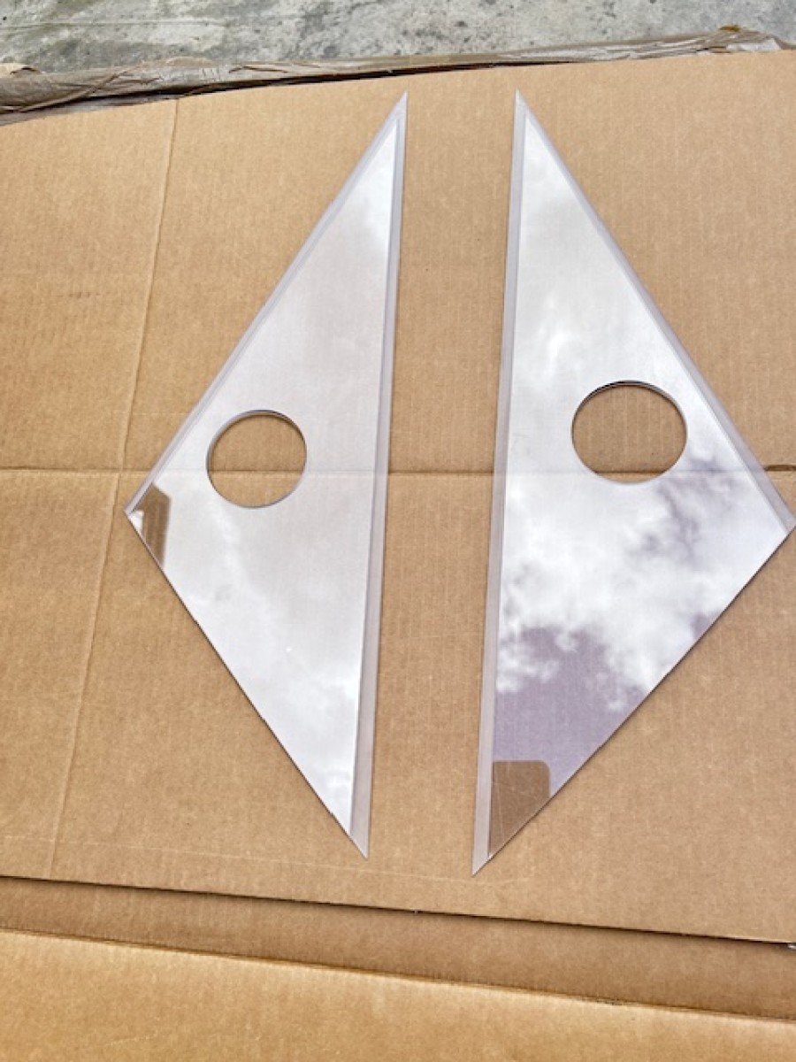 Für Ferrari F40 Karosserieteile zu verkaufen Baujahr BJ -