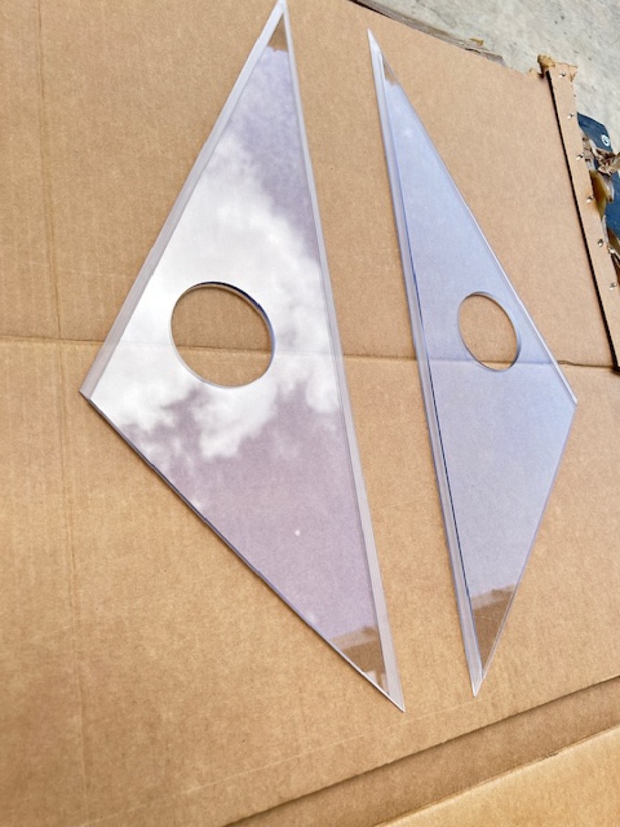 Für Ferrari F40 Karosserieteile zu verkaufen Baujahr BJ -