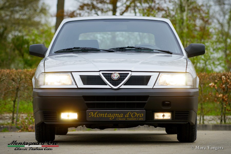 Alfa Romeo 33 1.3 IE Lusso in gutem Zustand zu erwerben Baujahr BJ 01/1993