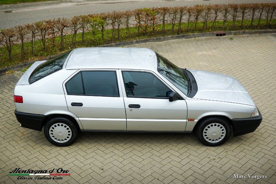 Alfa Romeo 33 1.3 IE Lusso in gutem Zustand zu erwerben Baujahr BJ 01/1993