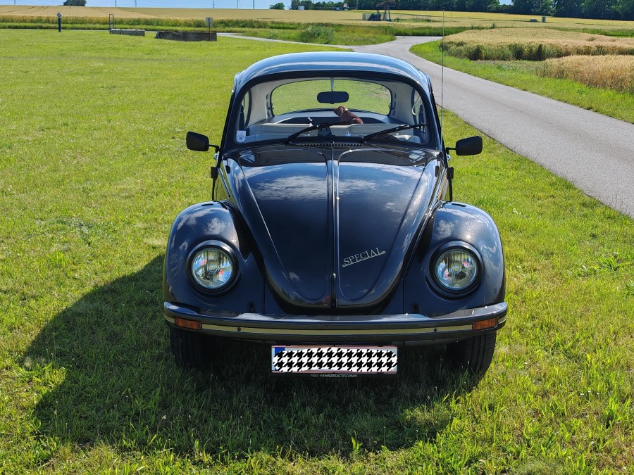 Klassiker VW Käfer in gutem Zustand Baujahr BJ 12/1982