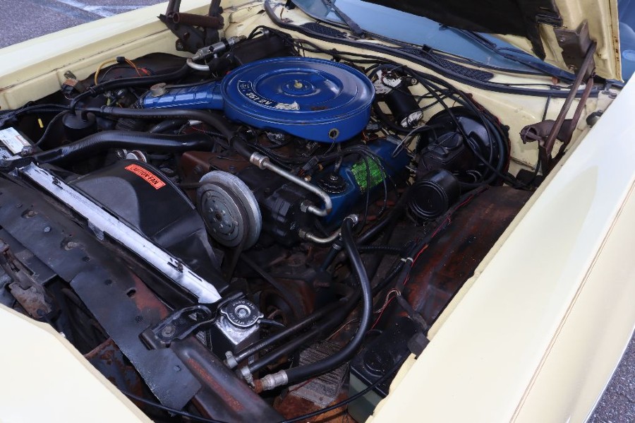 Mercury 1975 Mercury Montego MX 2-Door Hardtop 351-2V V-8 Baujahr BJ 03/1975