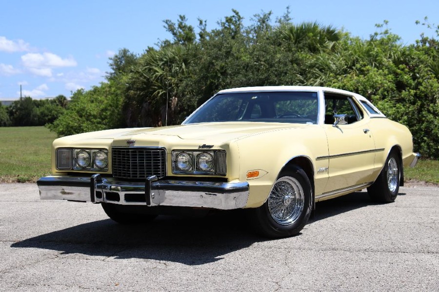 Mercury 1975 Mercury Montego MX 2-Door Hardtop 351-2V V-8 Baujahr BJ 03/1975